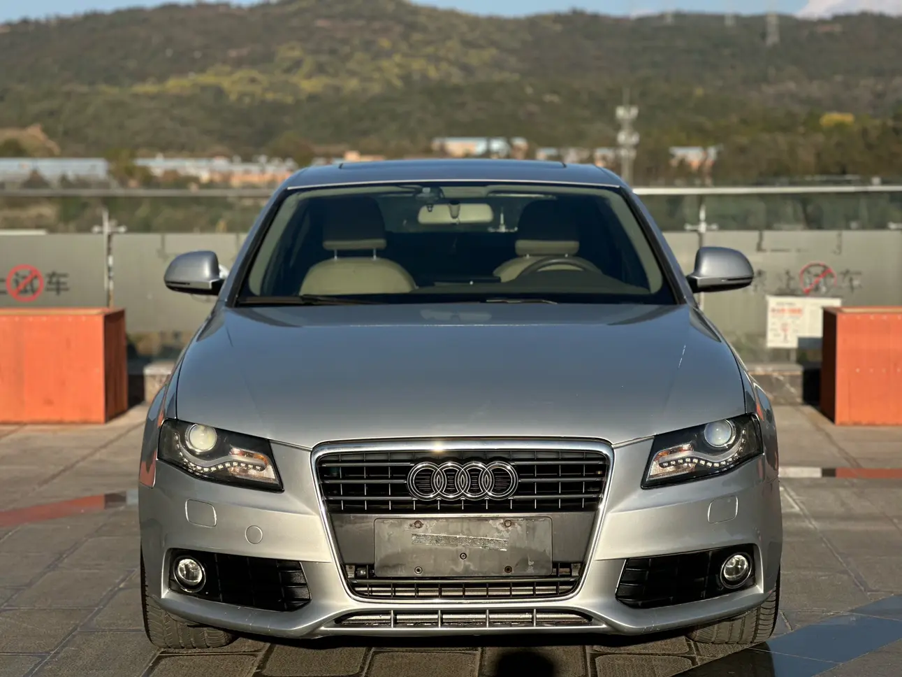 Audi A4L  из Китая