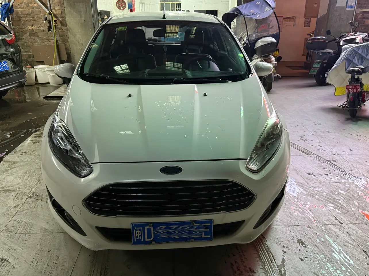 Ford Carnival  из Китая