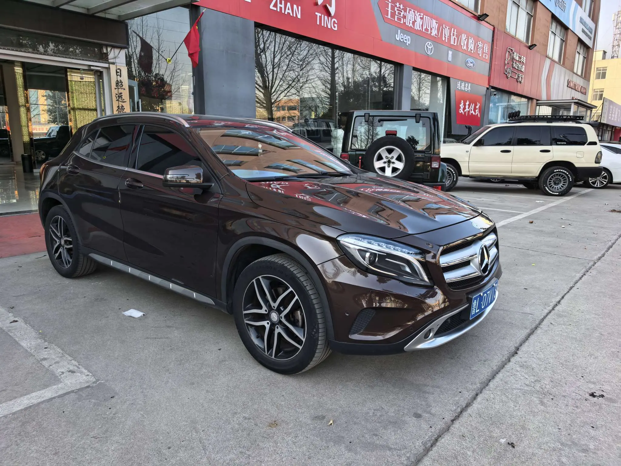 Mercedes-Benz GLA  из Китая