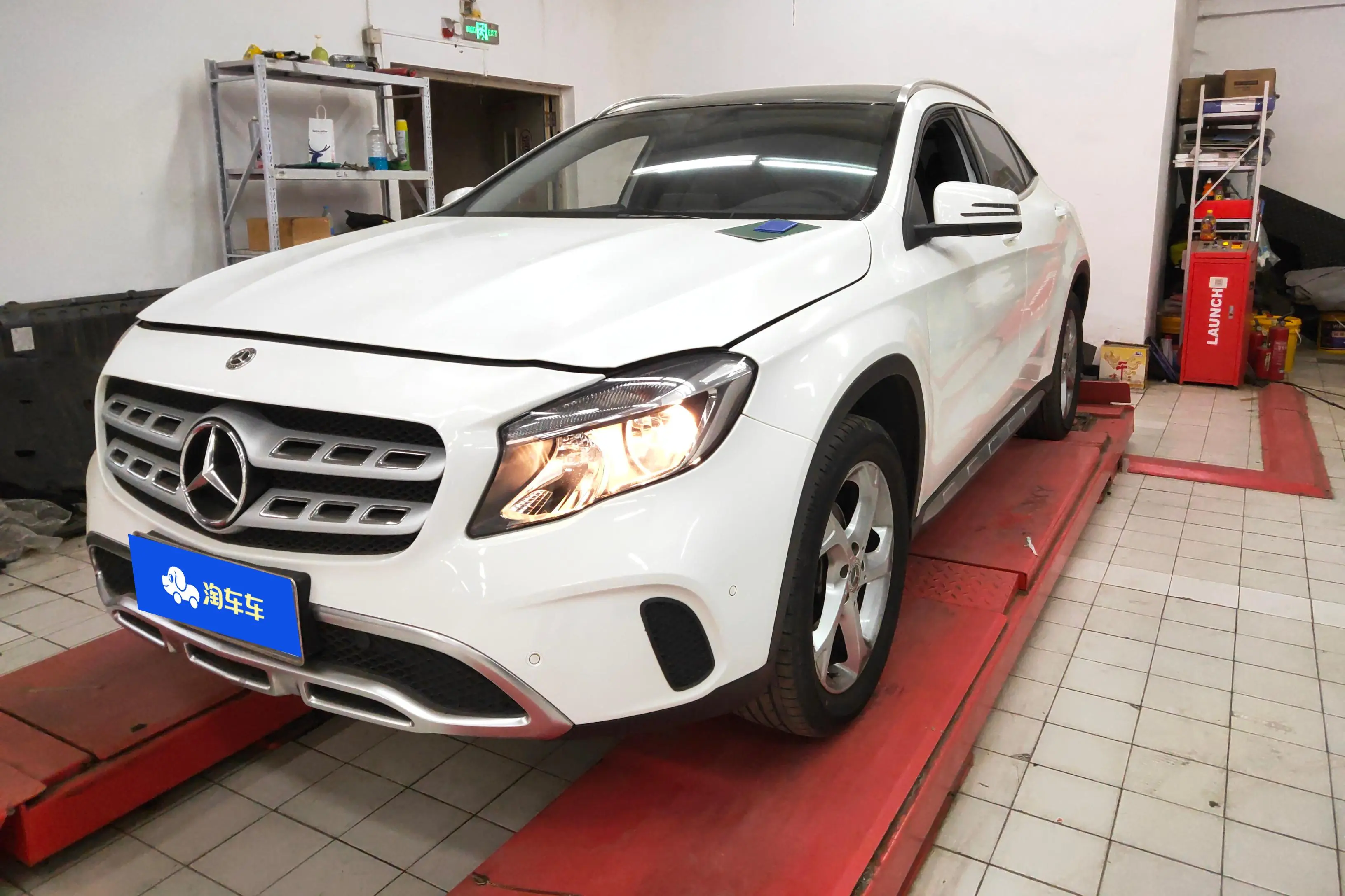 Mercedes-Benz GLA  из Китая
