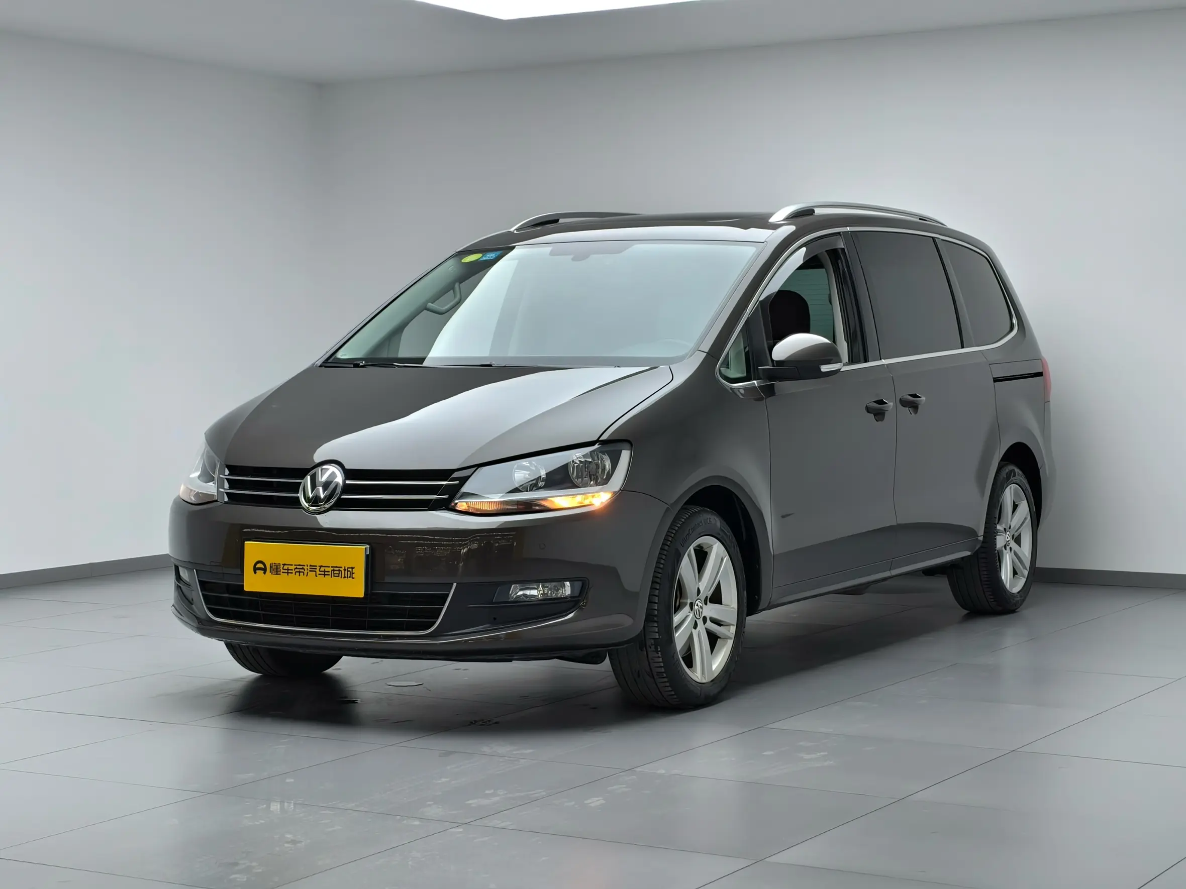 Volkswagen Sharon  из Китая