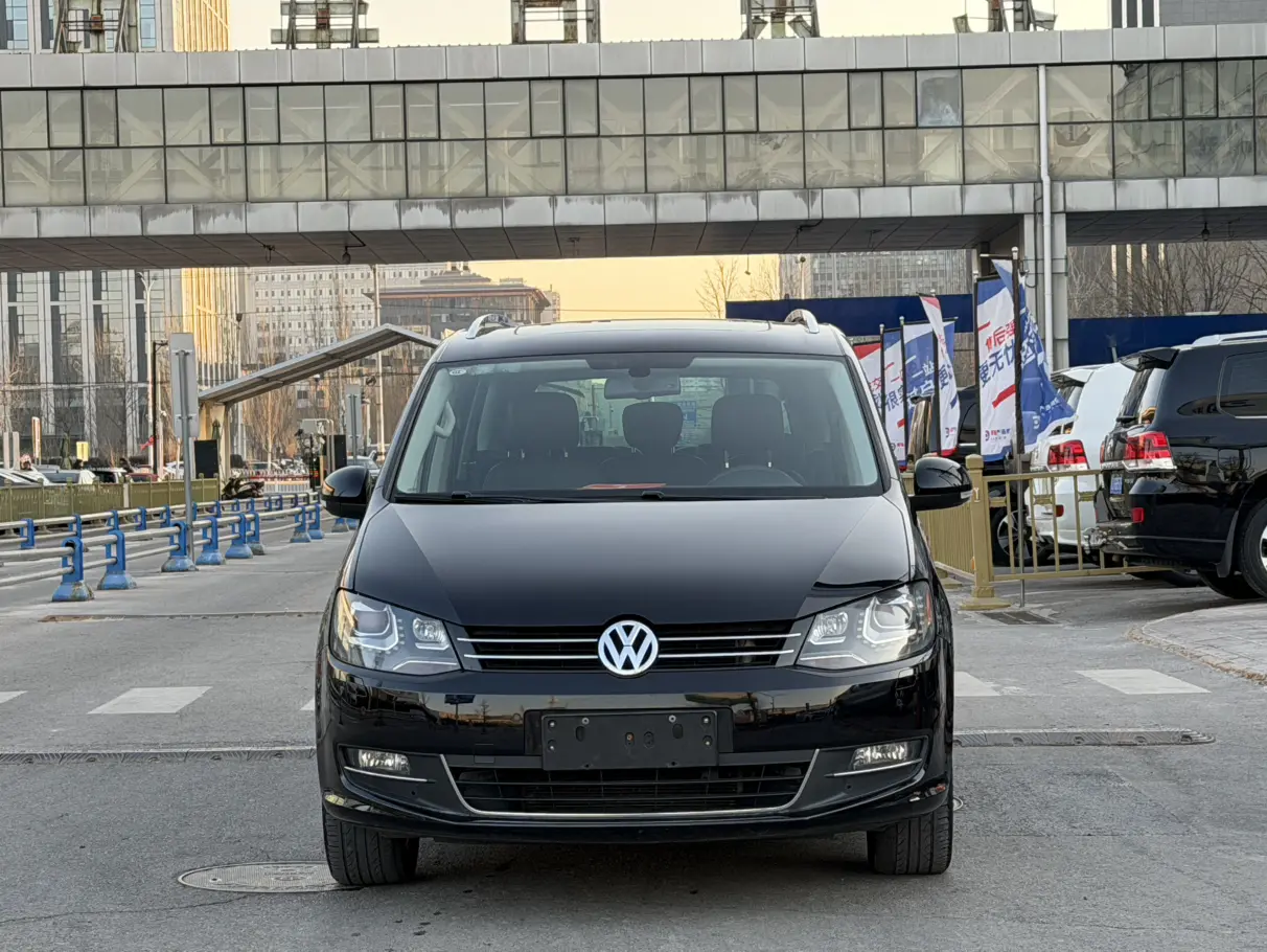 Volkswagen Sharon  из Китая