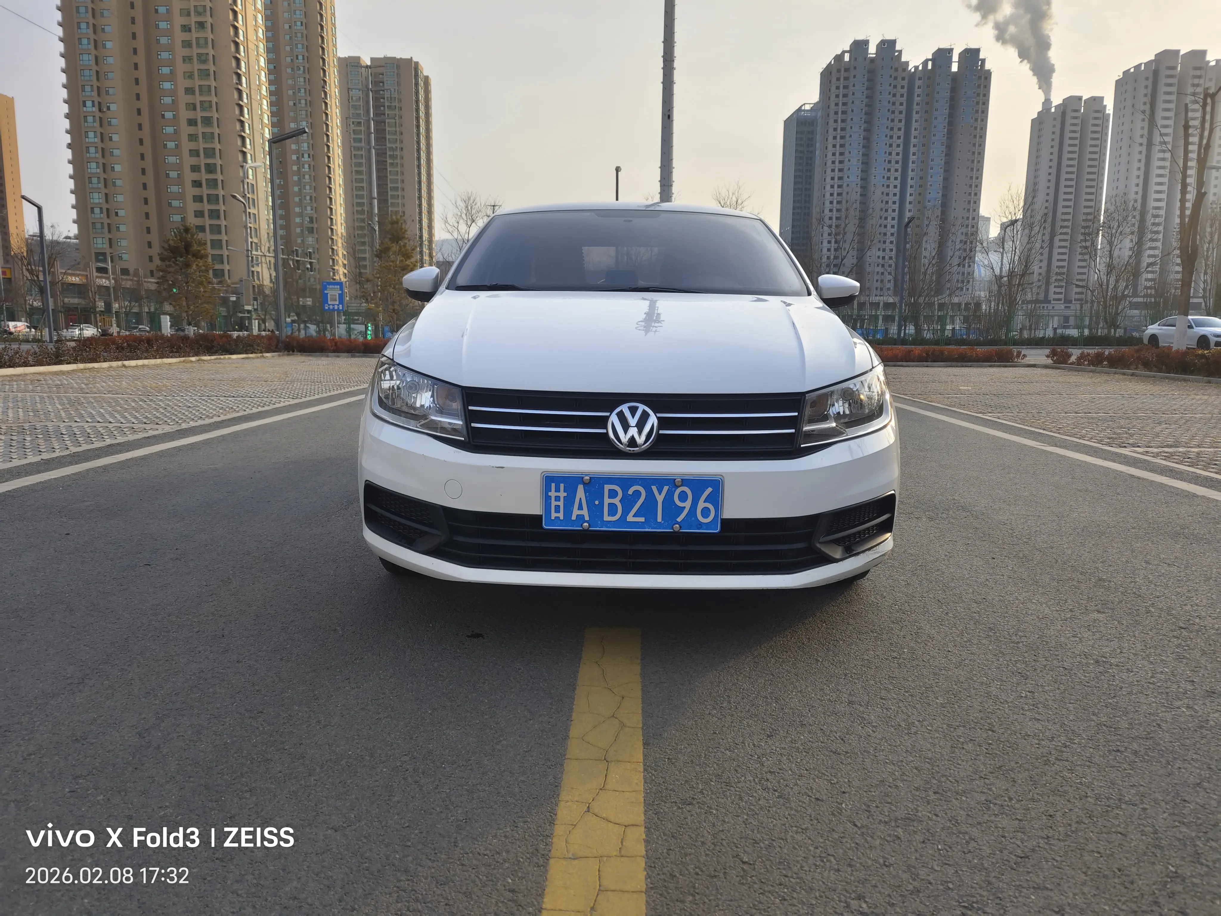 Volkswagen Santana  из Китая