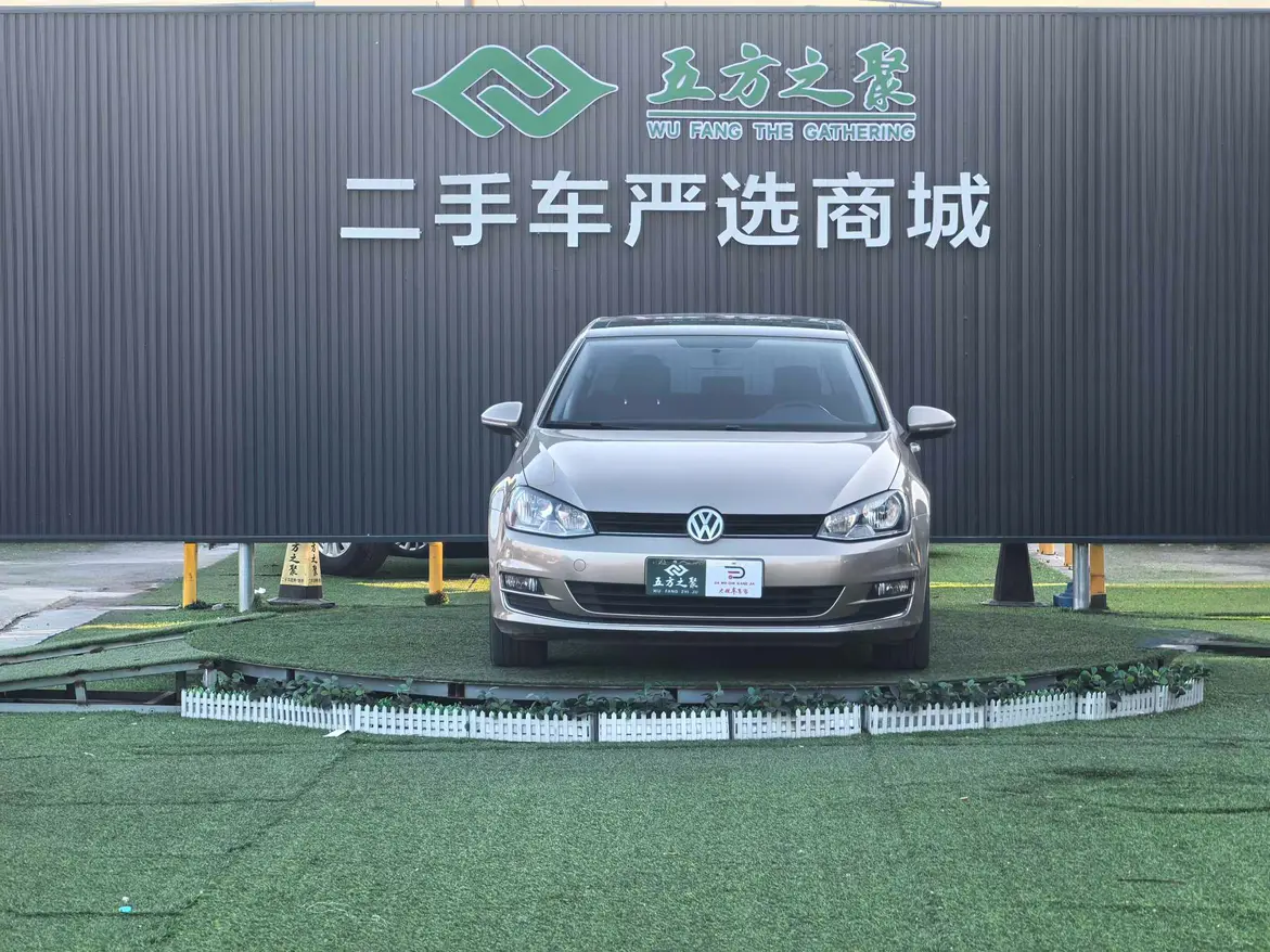 Volkswagen Golf  из Китая