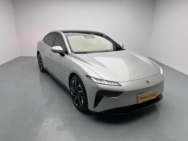 Dongfeng Eπ007  из Китая