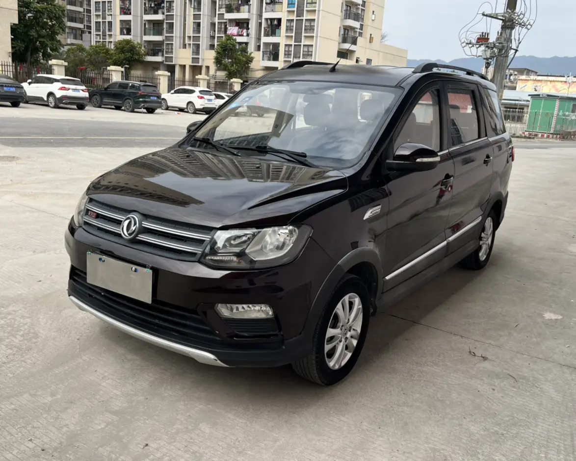 Dongfeng Fengon 370  из Китая