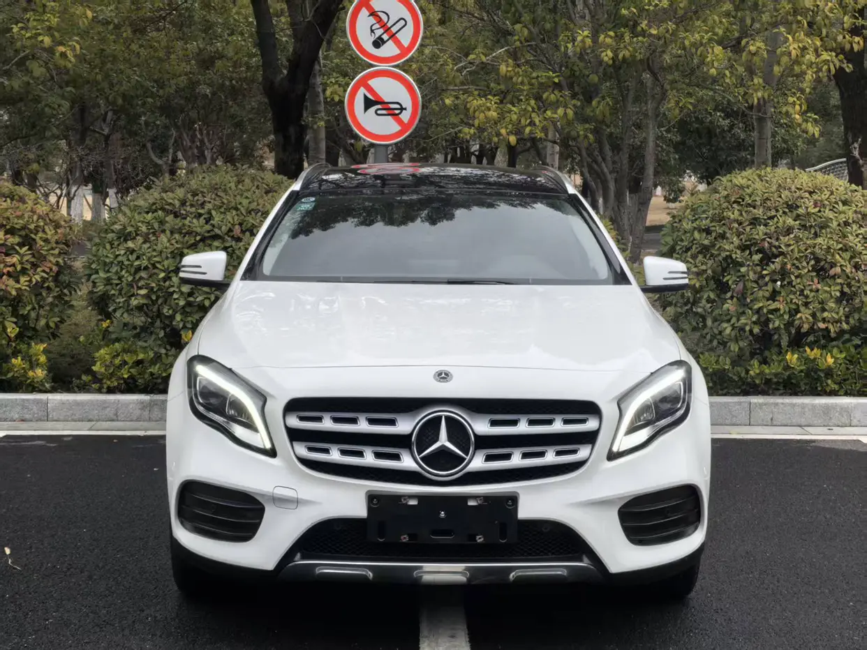 Mercedes-Benz GLA  из Китая