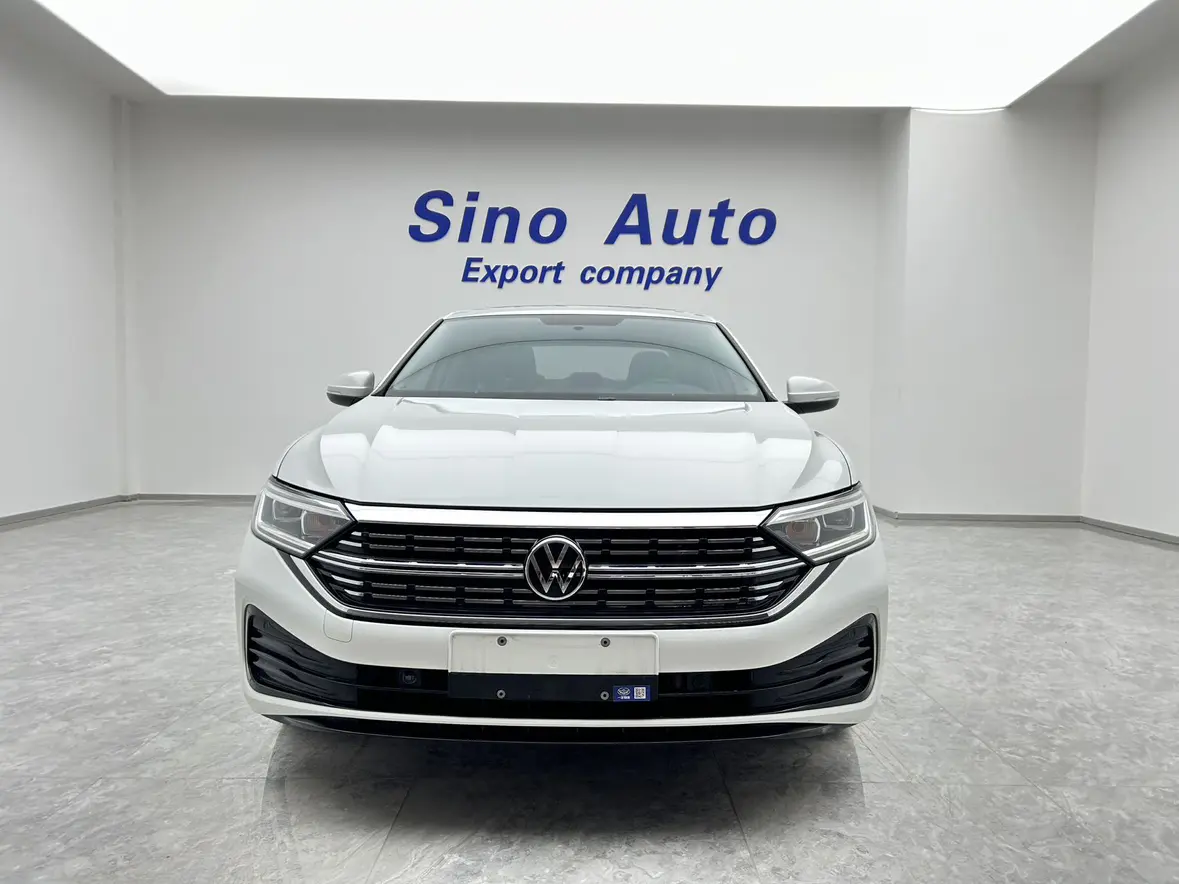 Volkswagen Sagitar  из Китая