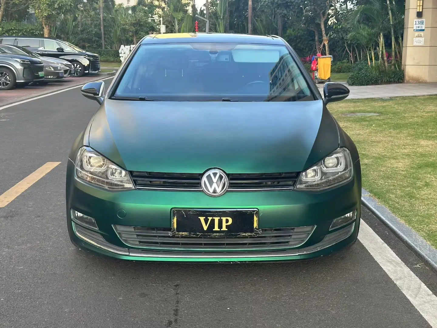 Volkswagen Golf  из Китая