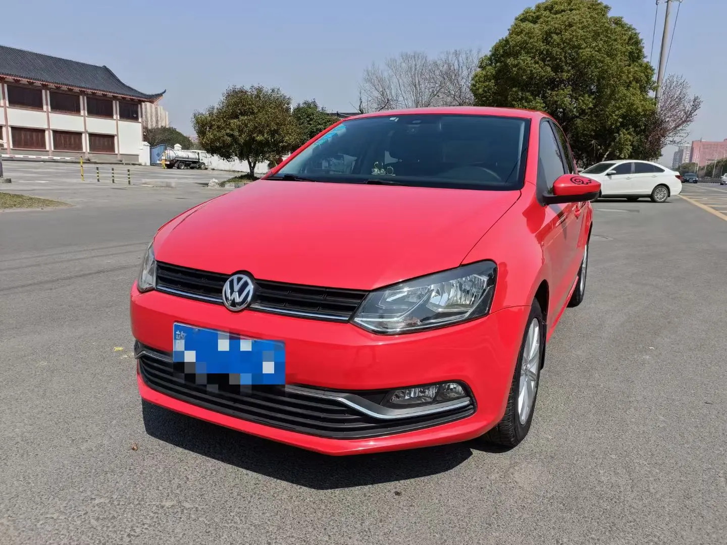 Volkswagen Polo  из Китая