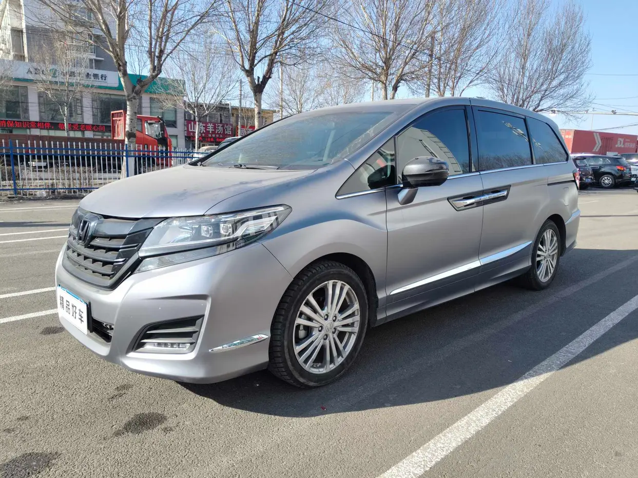 Honda Elysion (Alison)  из Китая