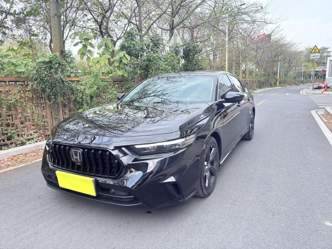 Honda Inspire (Yingshipai)  из Китая