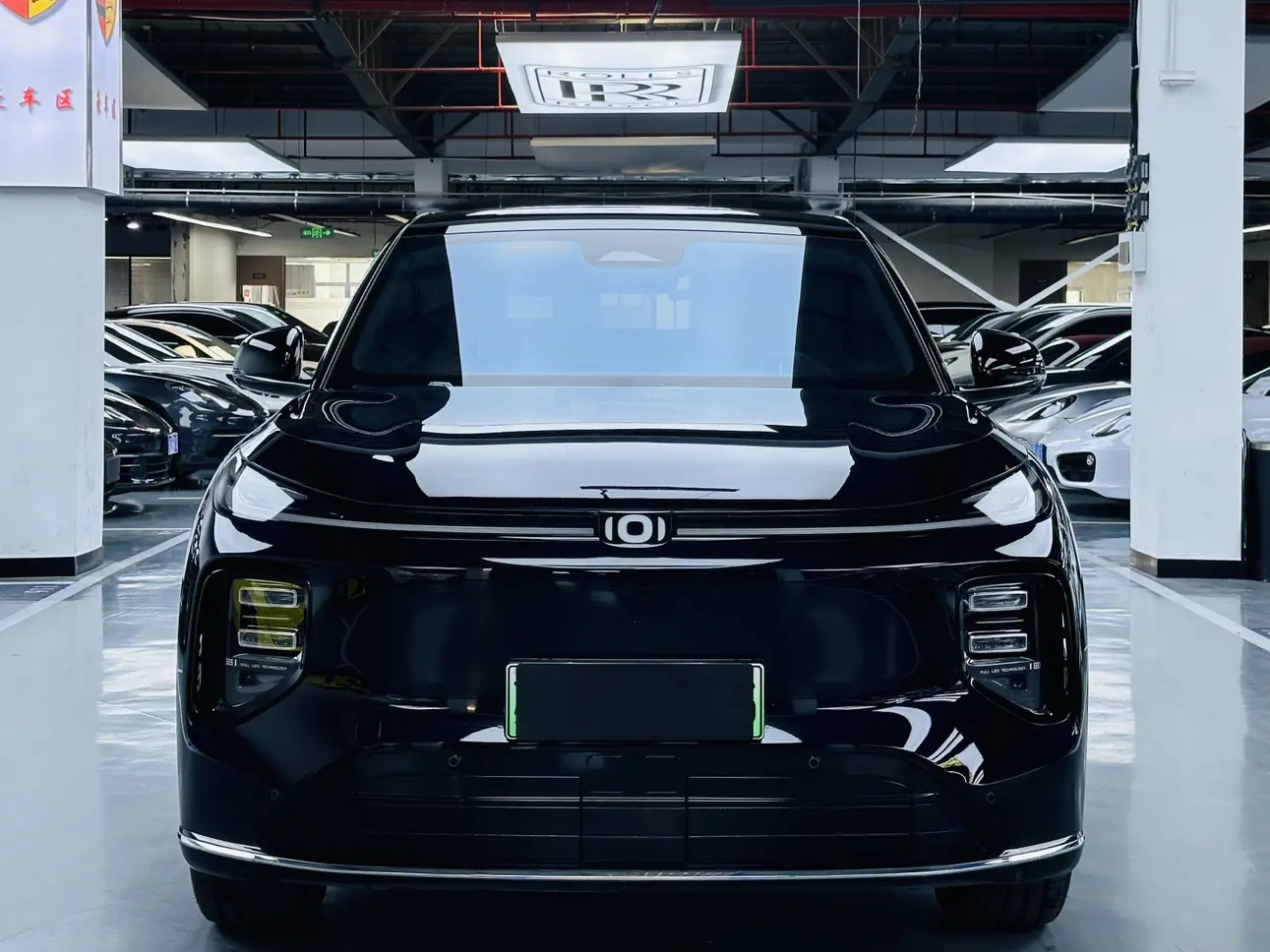 Changan Qiyuan Q07  из Китая