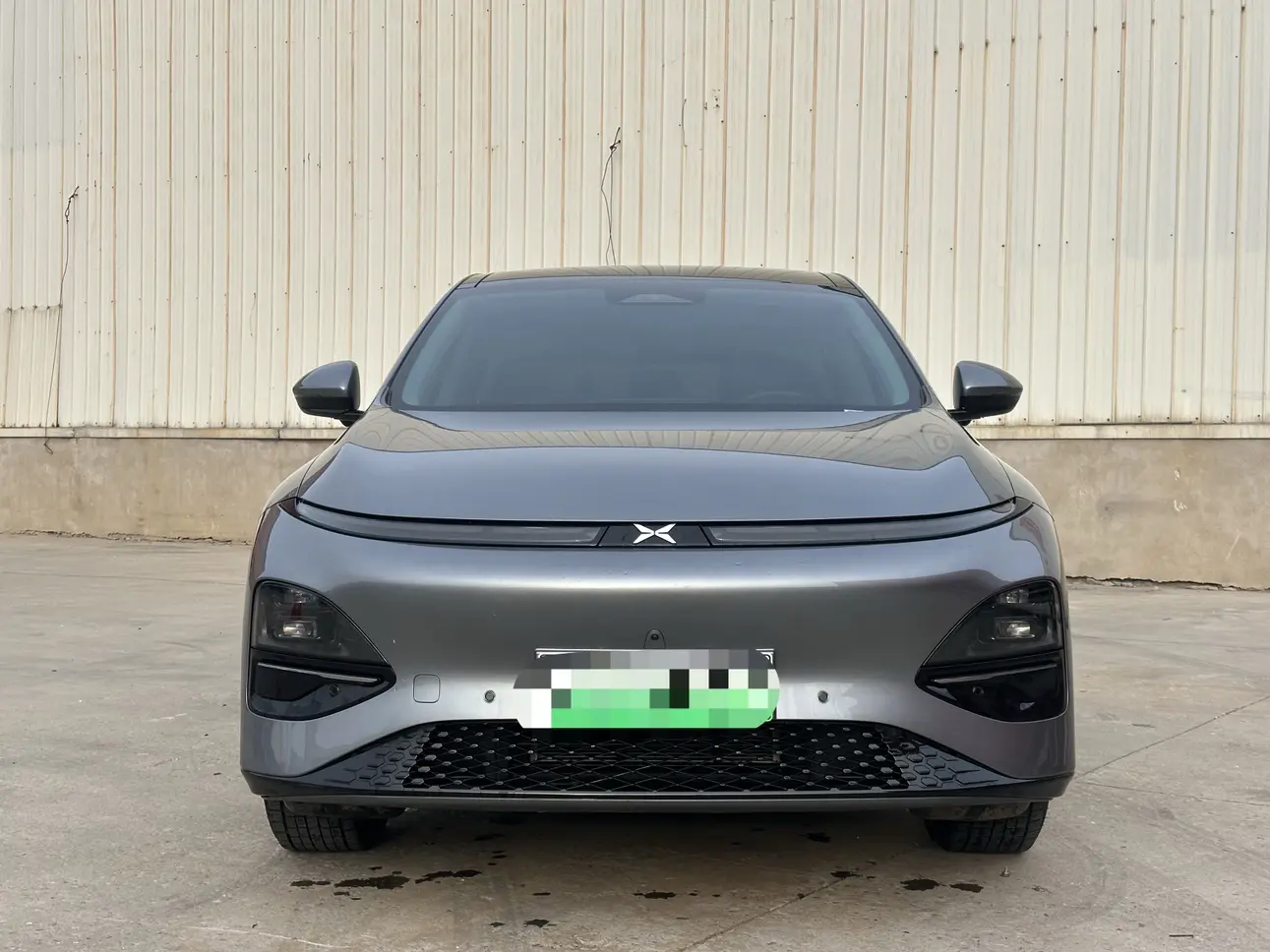 Xpeng G6  из Китая