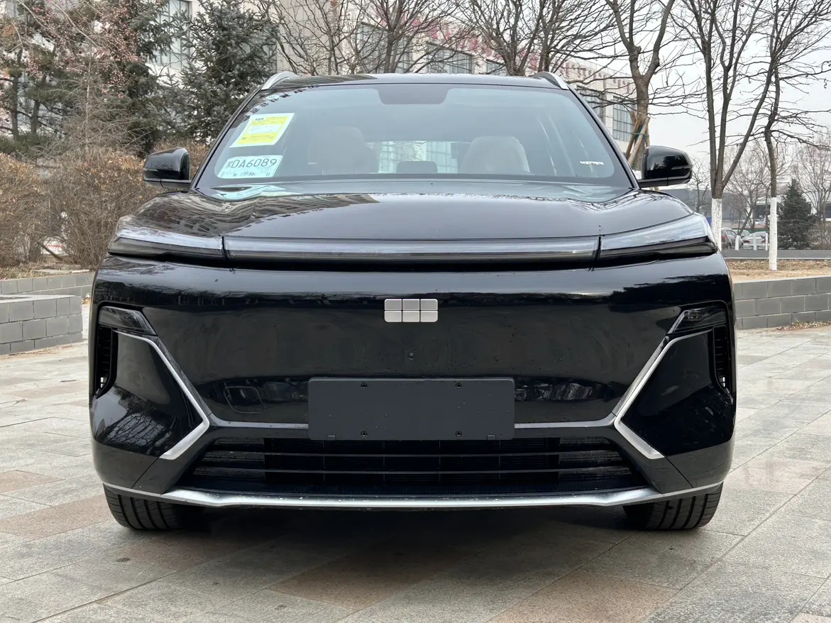 Geely Galaxy Starship 7 EM-i  из Китая