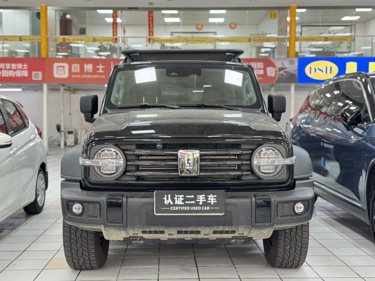 Tank 300  из Китая