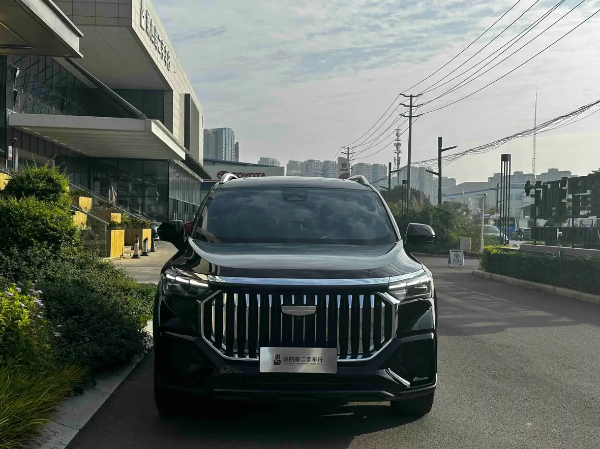 Geely Haoyue L  из Китая