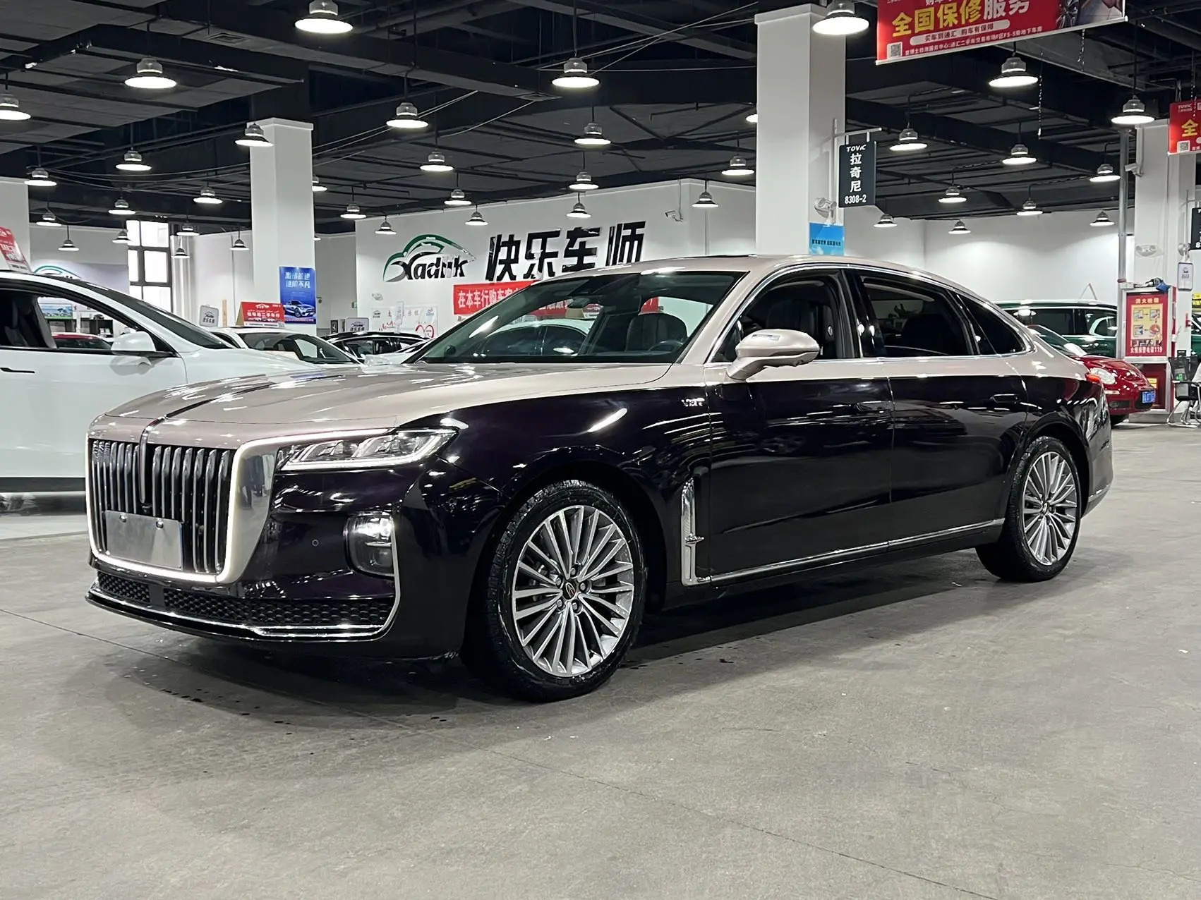 Hongqi H9  из Китая