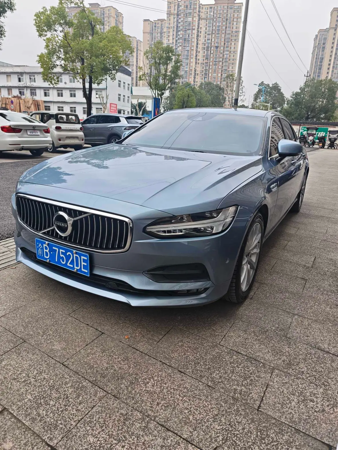 Volvo S90