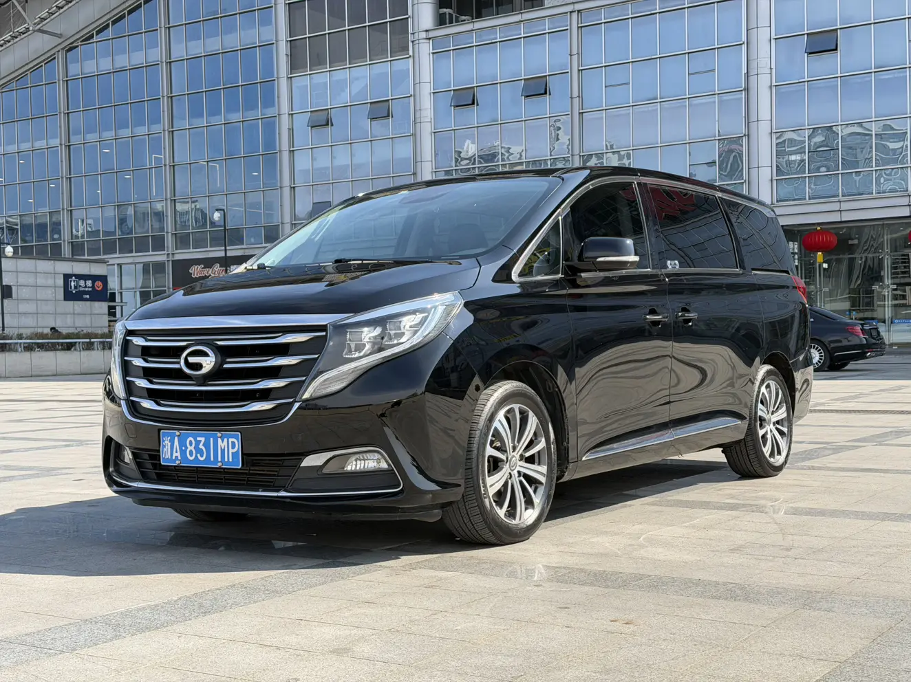 GAC Trumpchi M8  из Китая