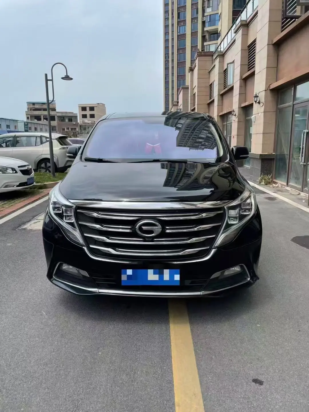 GAC Trumpchi M8  из Китая