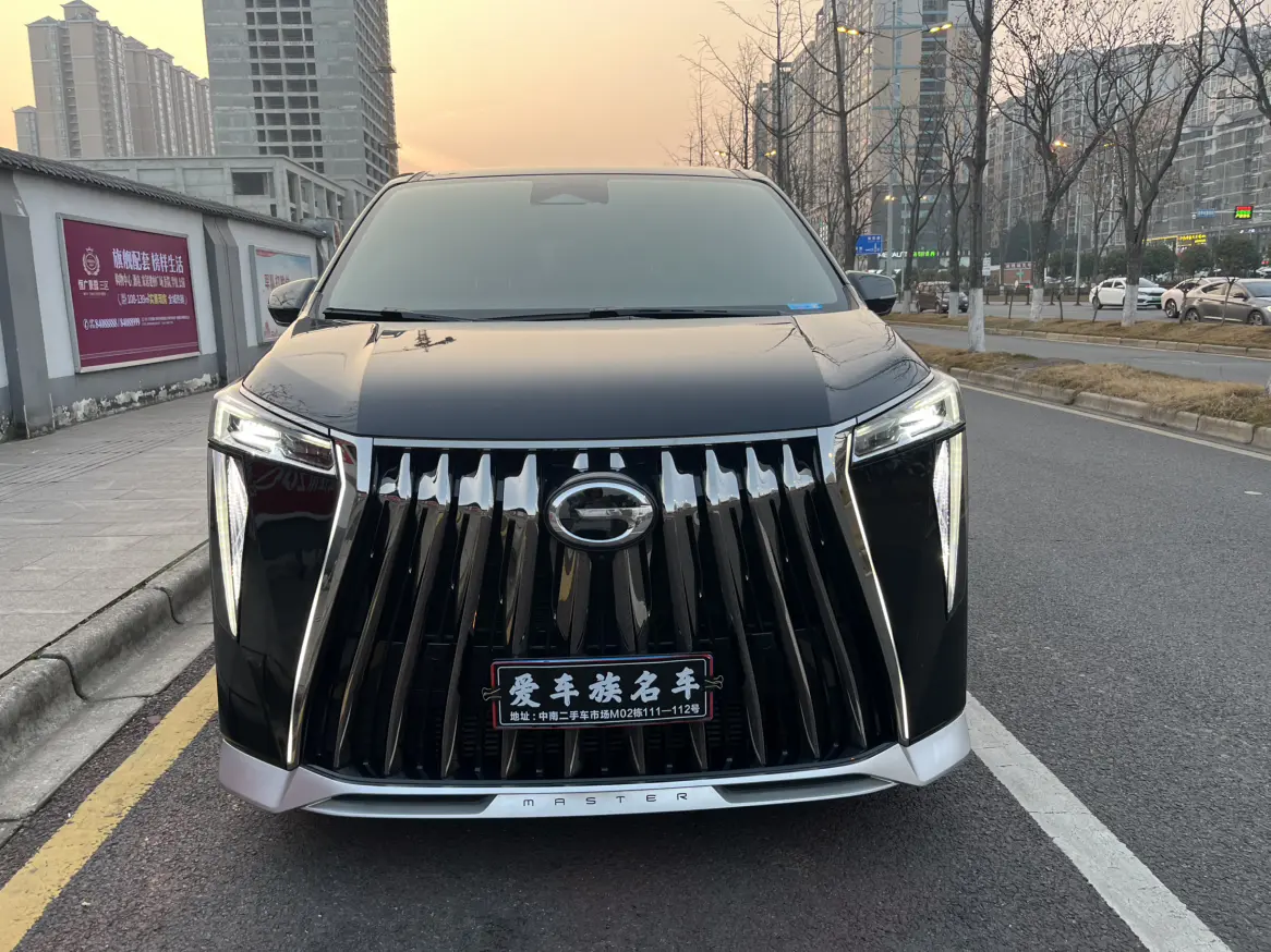 GAC Trumpchi M8  из Китая