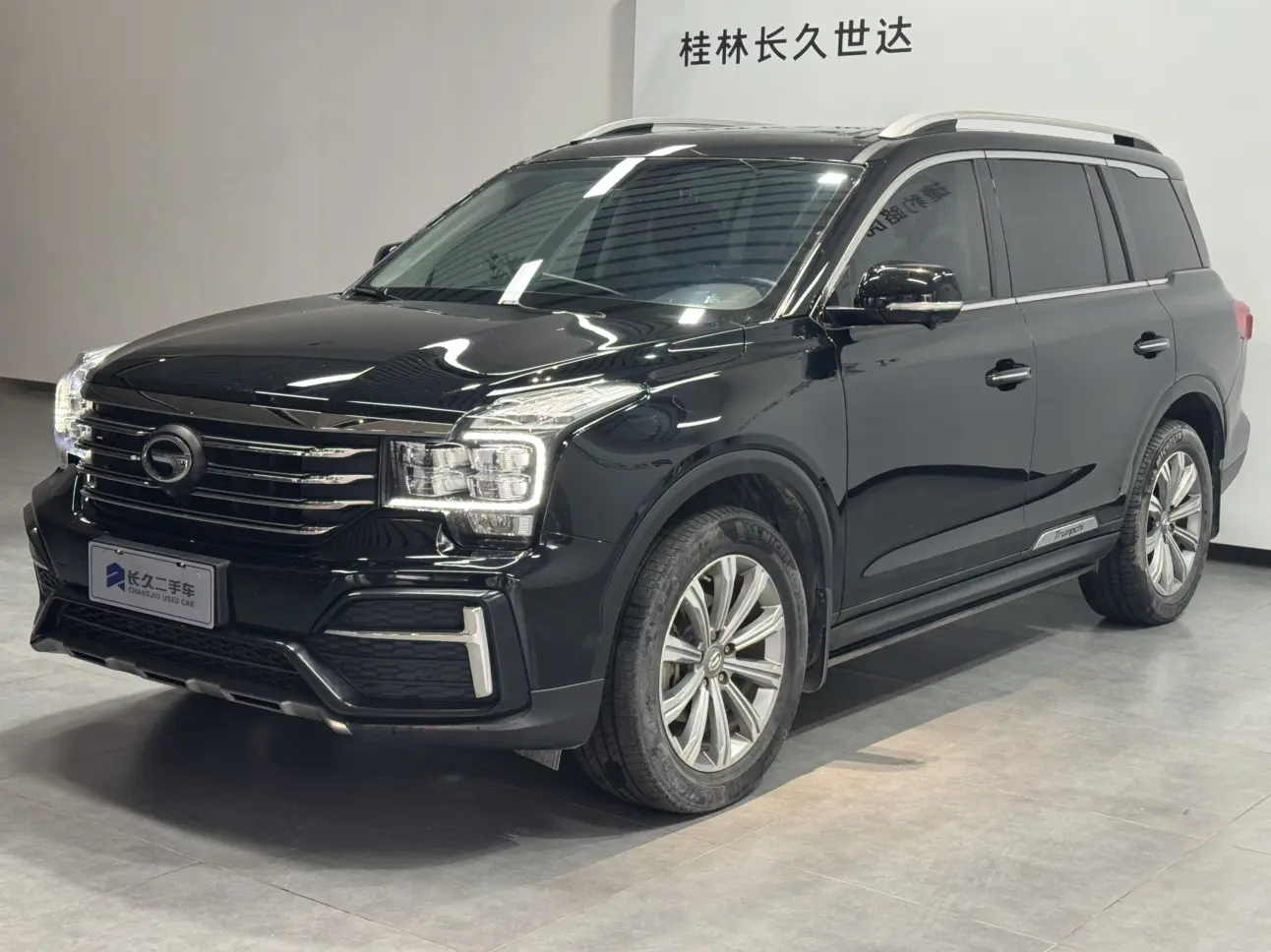 GAC Trumpchi GS8  из Китая