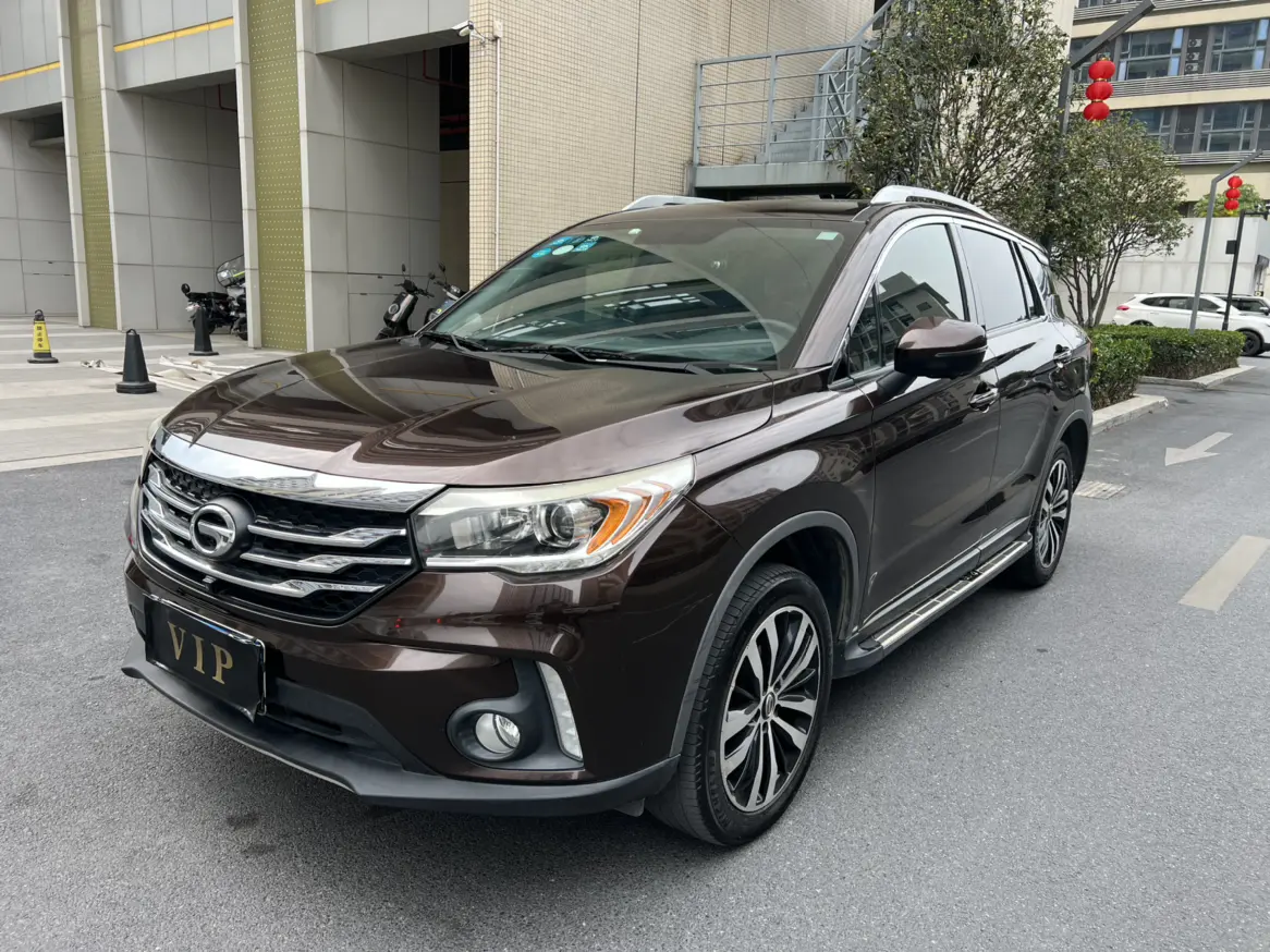 GAC Trumpchi GS4  из Китая