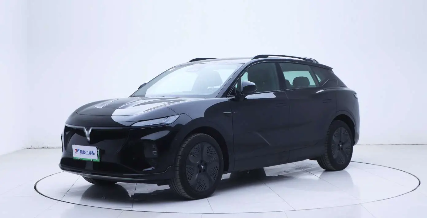 Voyah Courage  из Китая