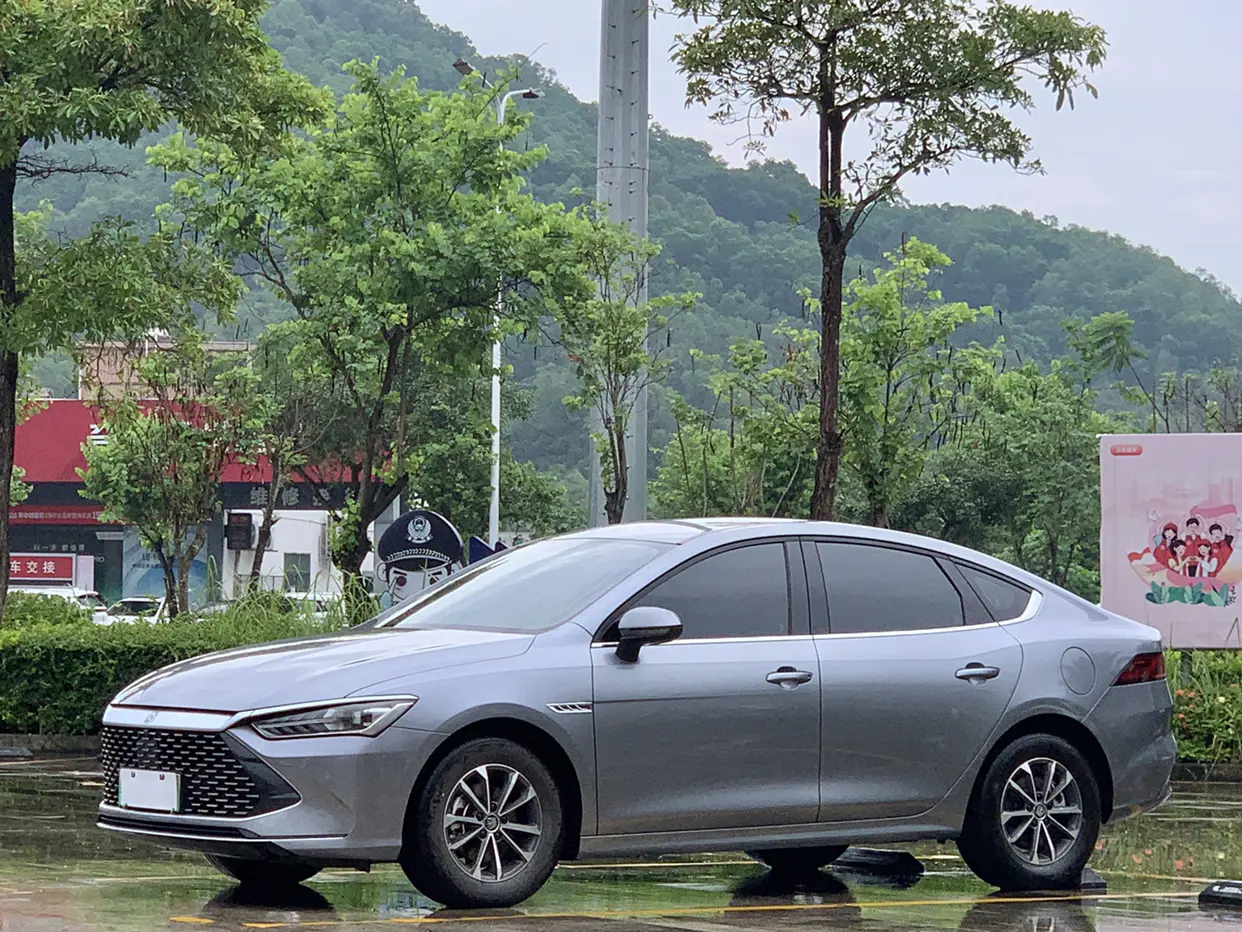 BYD Qin PLUS DM  из Китая