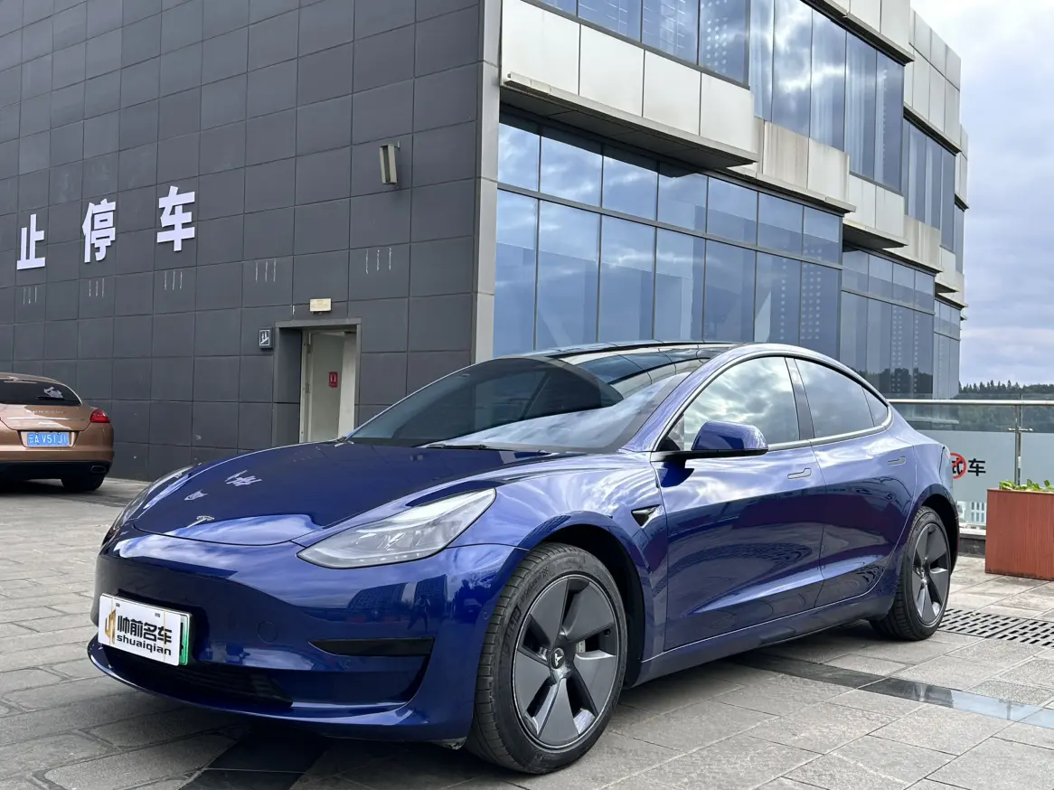 Tesla Model 3  из Китая