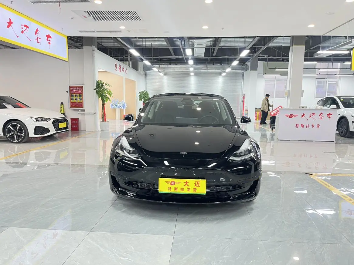 Tesla Model 3  из Китая