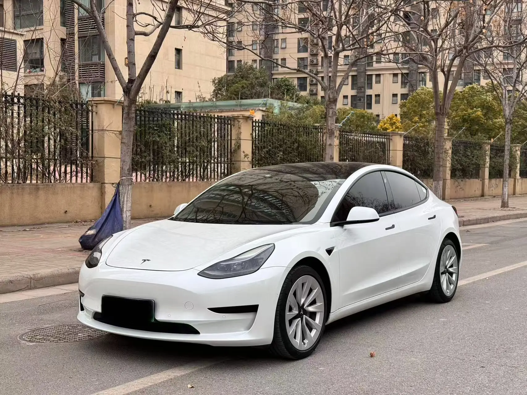 Tesla Model 3  из Китая