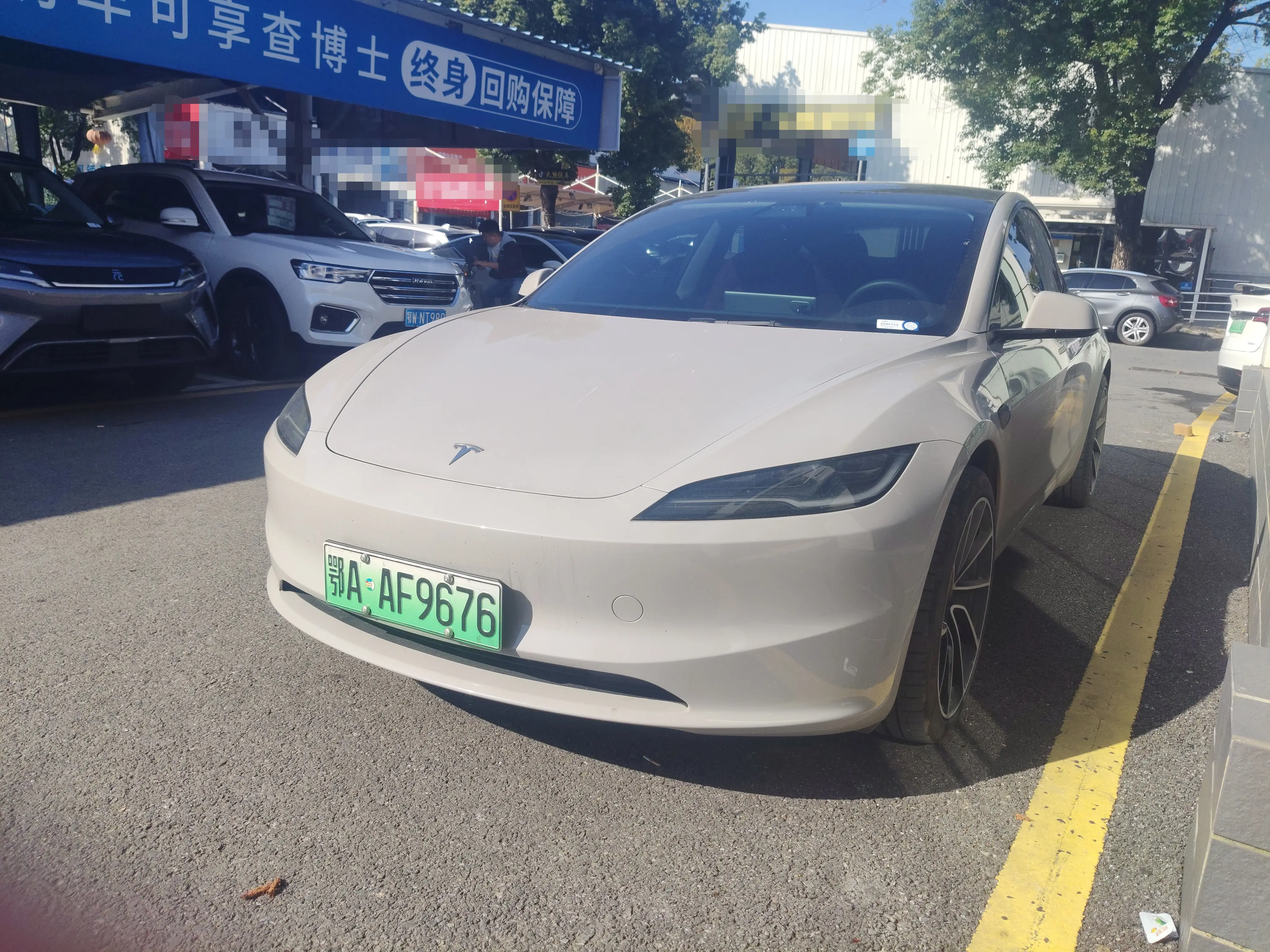 Tesla Model 3  из Китая