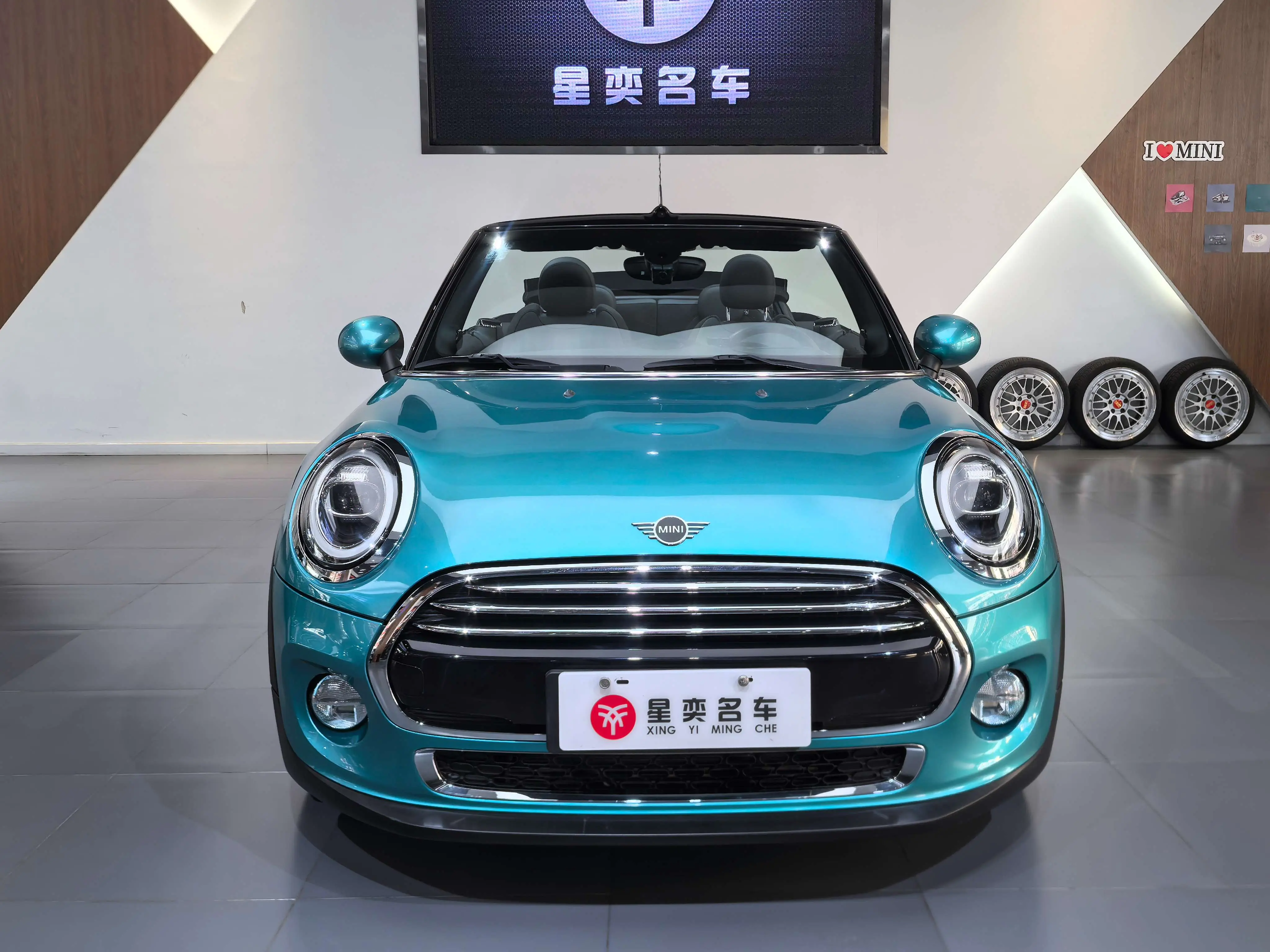 MINI 