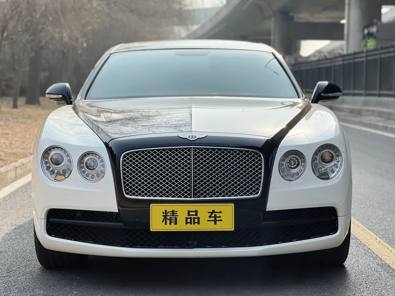 Bentley Galloping  из Китая