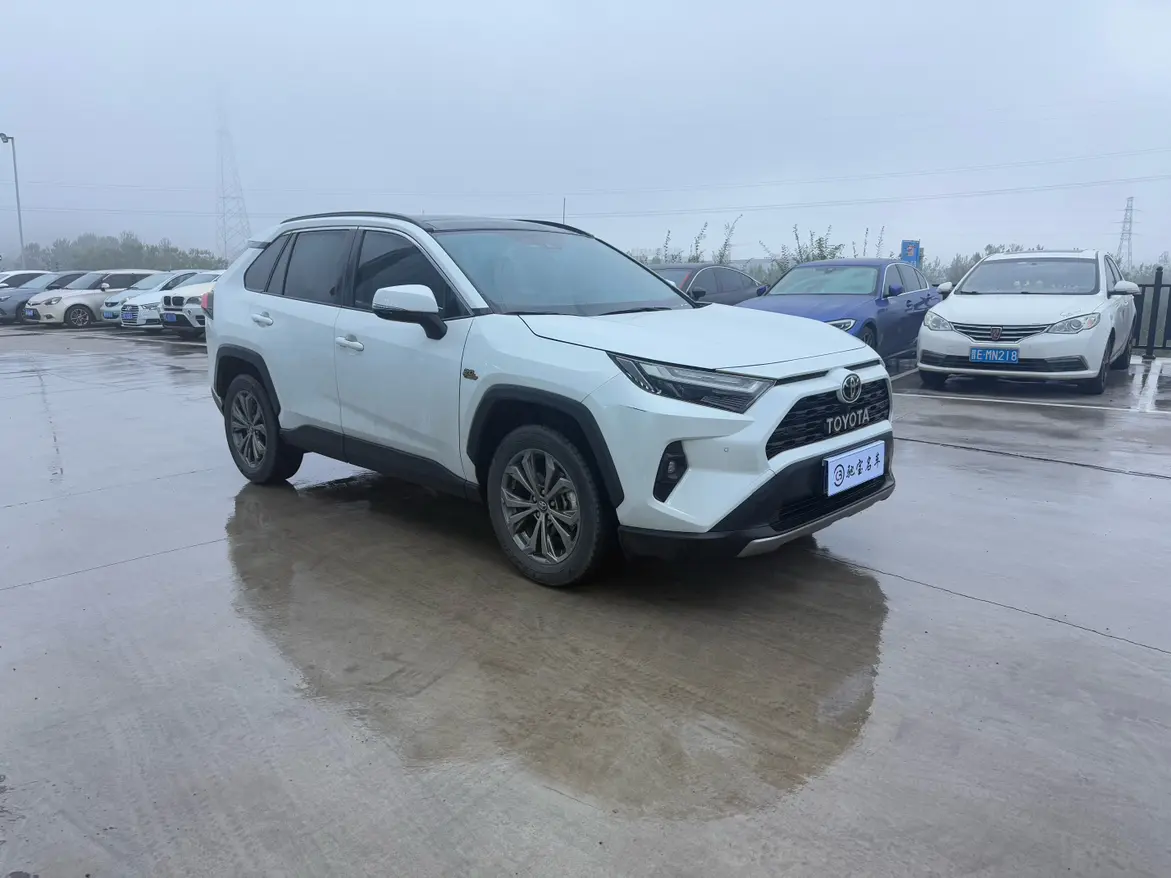 Toyota RAV4  из Китая