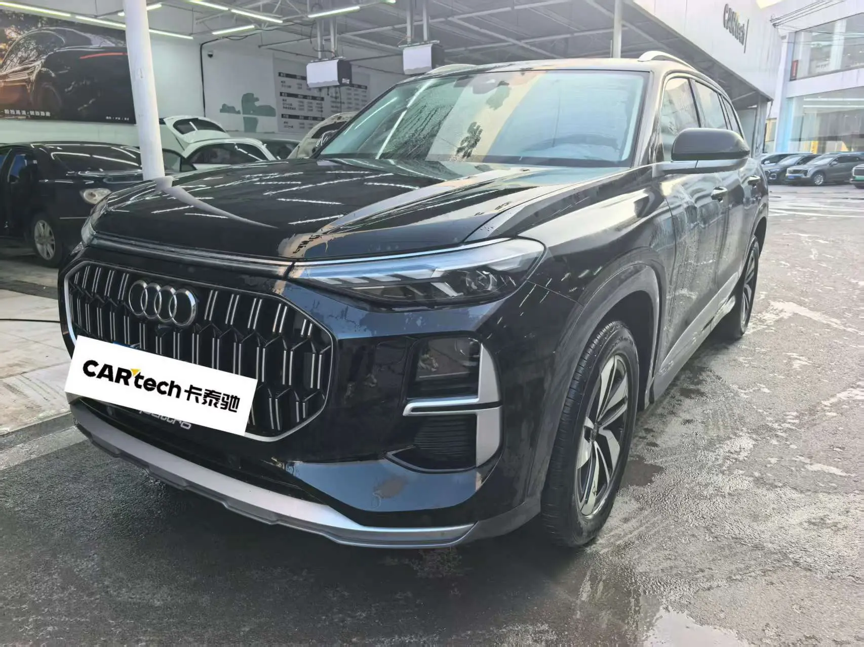 Audi Q6  из Китая