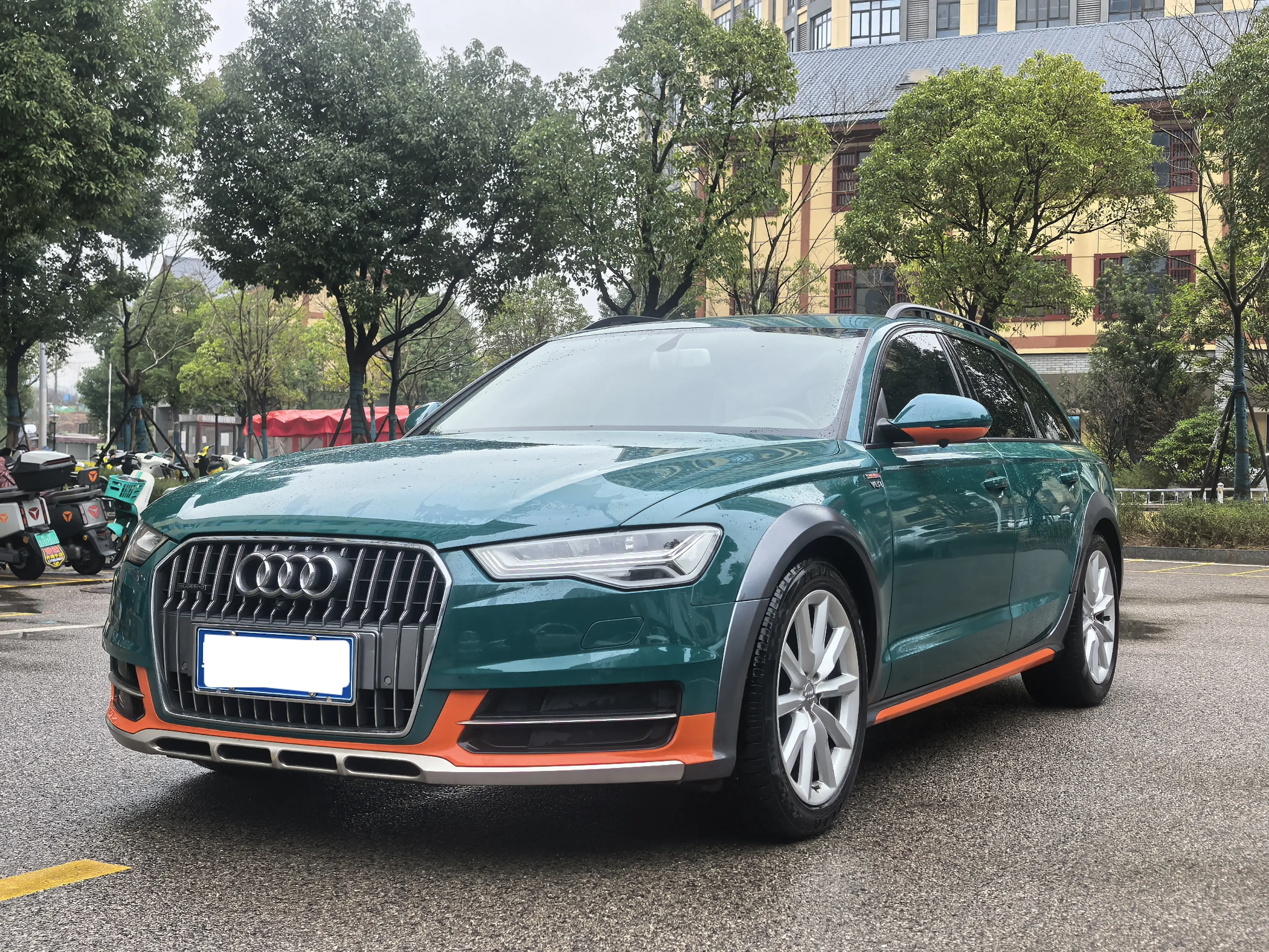 Audi A6  из Китая