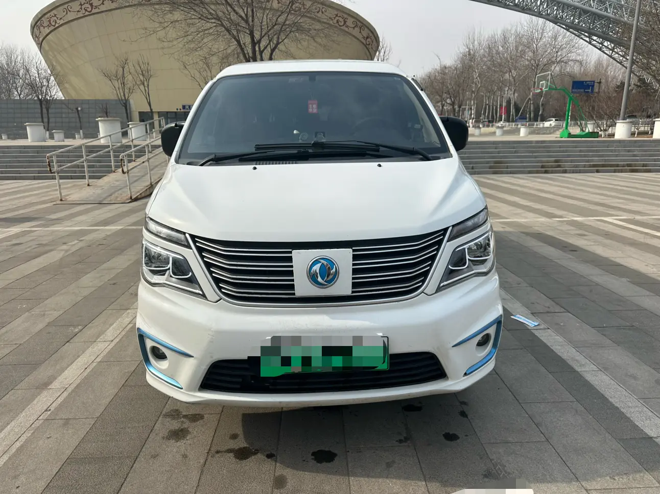 Forthing Lingzhi New Energy  из Китая