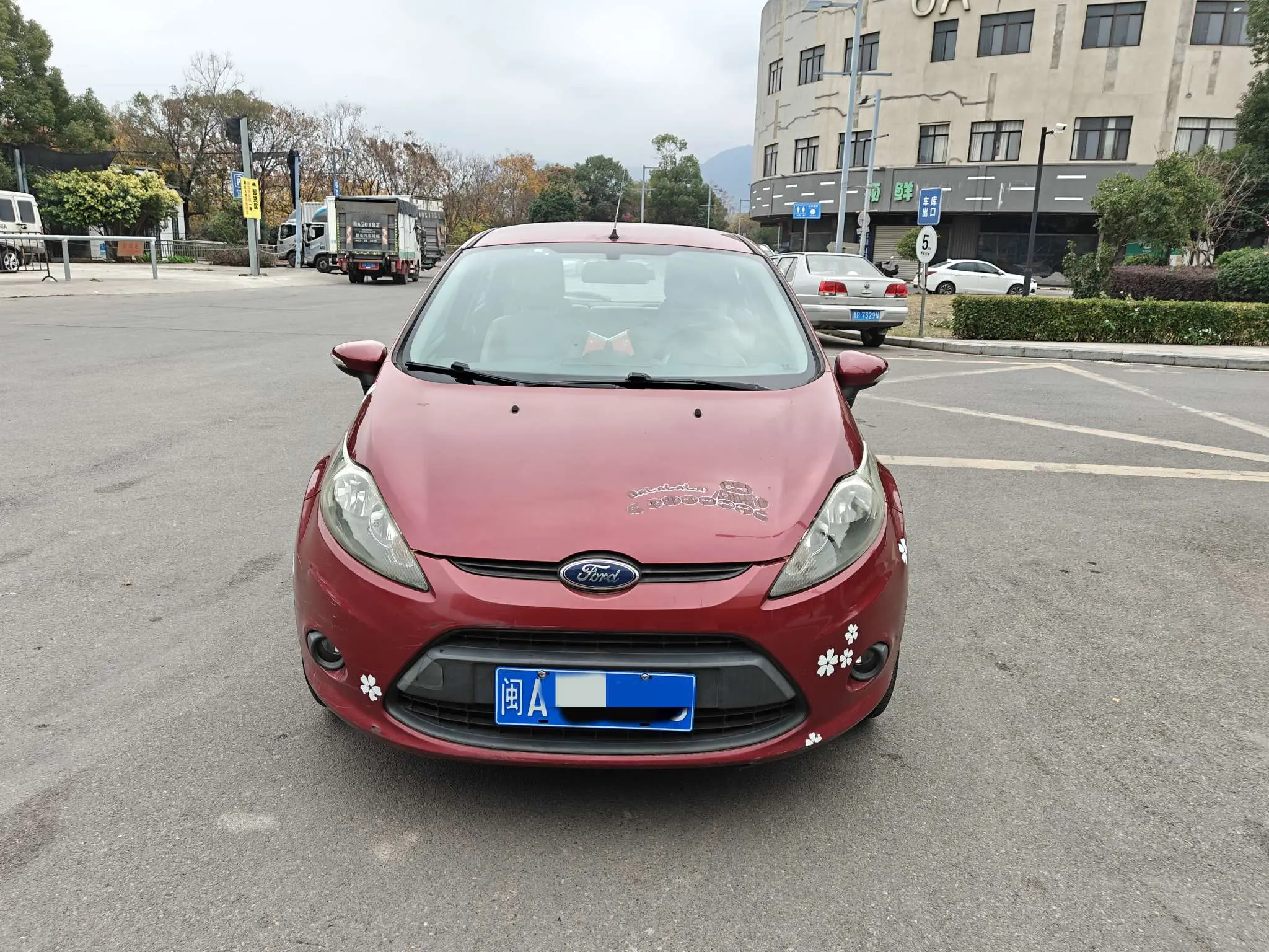Ford Carnival  из Китая