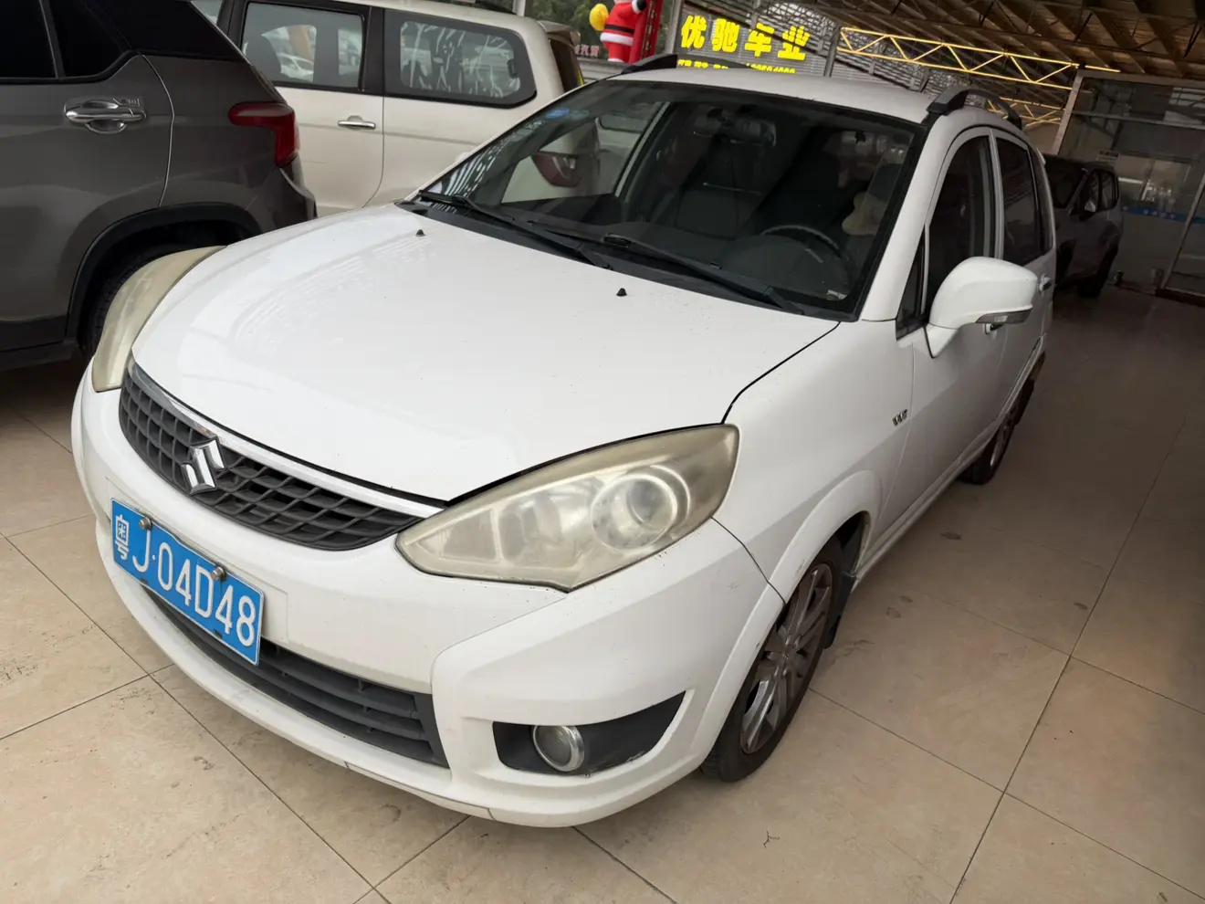 Suzuki Liana A6  из Китая