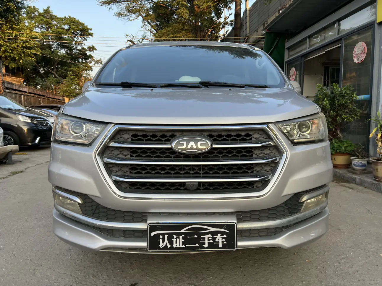 JAC Ruifeng M4  из Китая