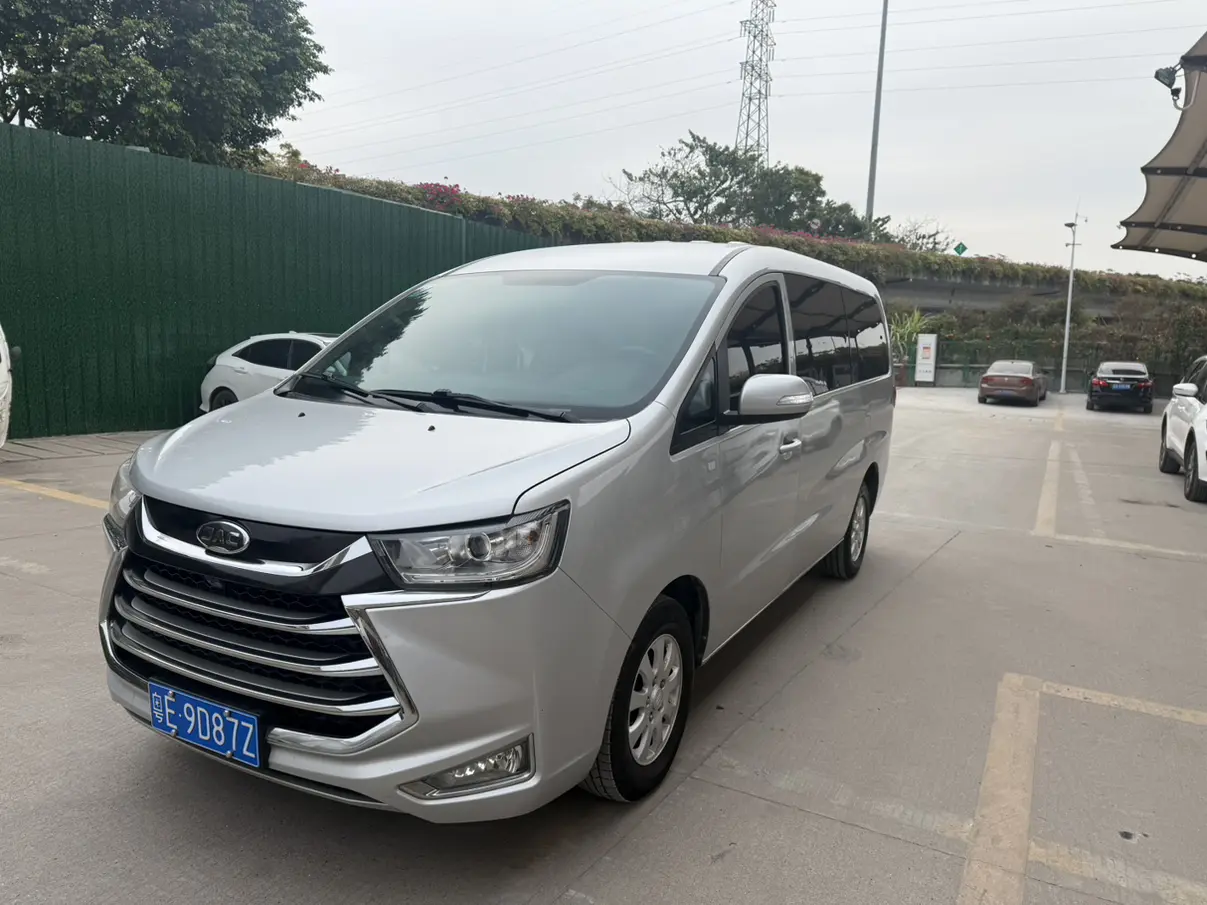 JAC Ruifeng M4  из Китая