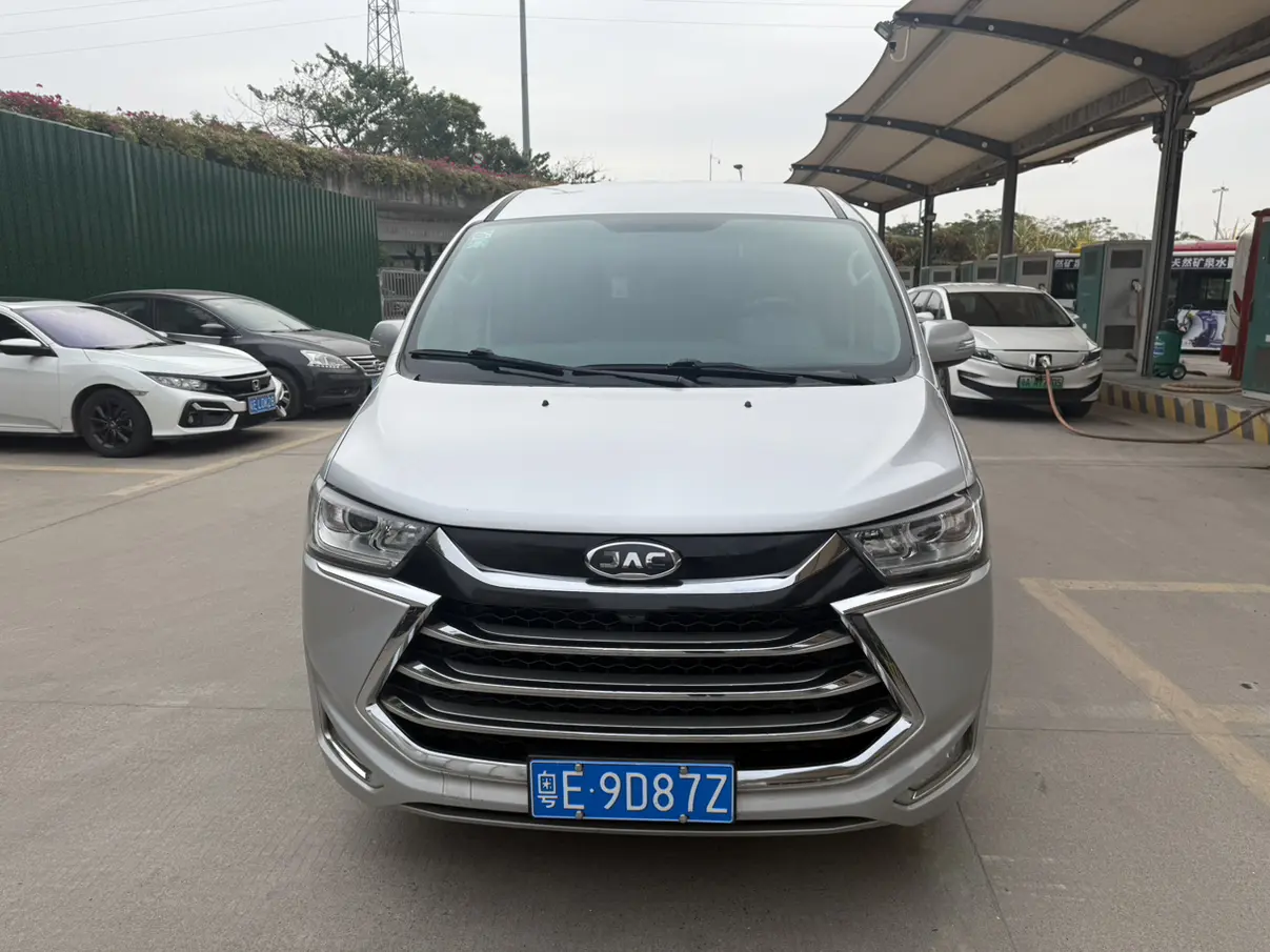 JAC Ruifeng M4  из Китая