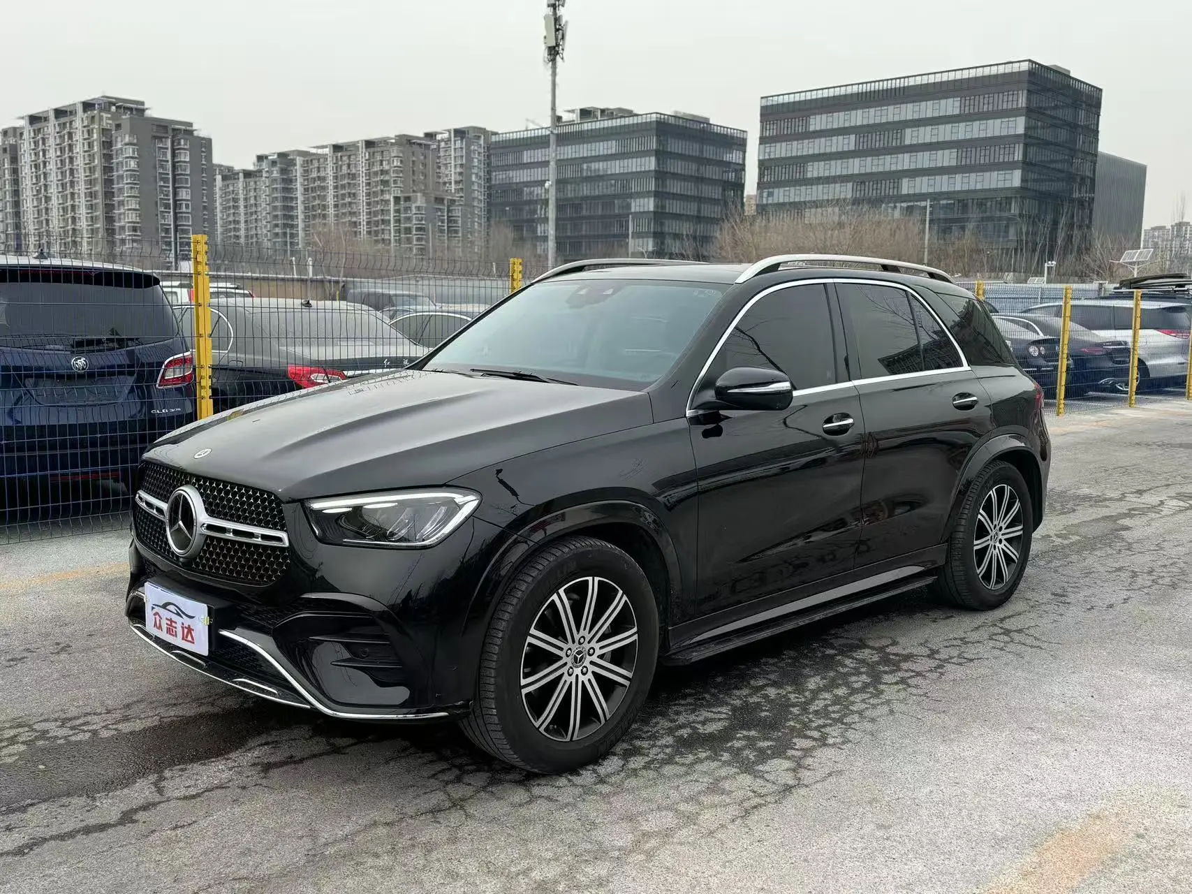 Mercedes-Benz GLE (Imported)