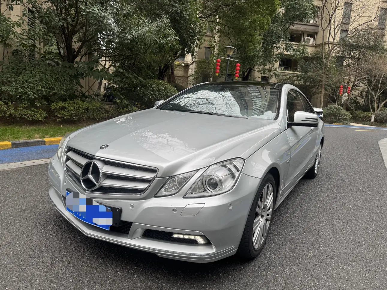 Mercedes-Benz E-Class  из Китая