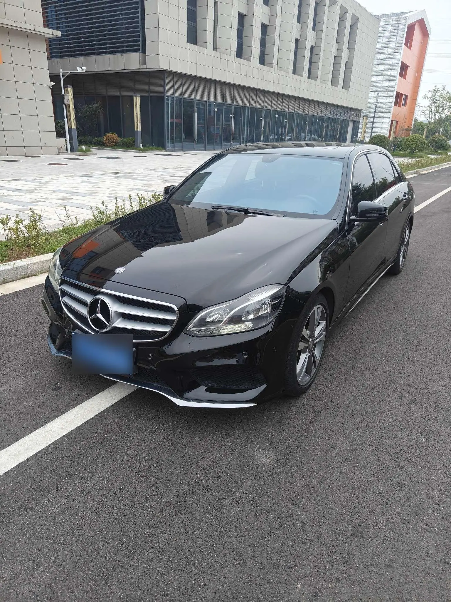 Mercedes-Benz E-Class  из Китая