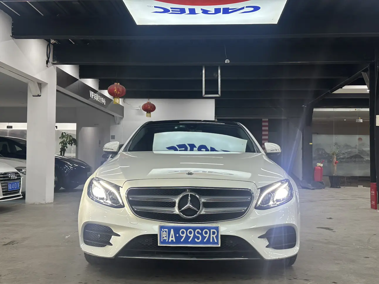 Mercedes-Benz E-Class  из Китая