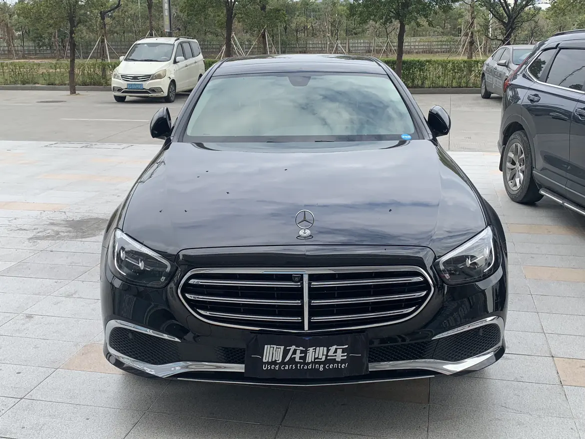Mercedes-Benz E-Class  из Китая